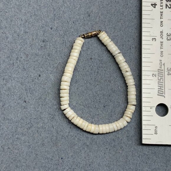 Pooka Shell Beaded Bracelet 7 In White Round Smooth Silver Screw Surfer Unisex - Picture 4 of 4